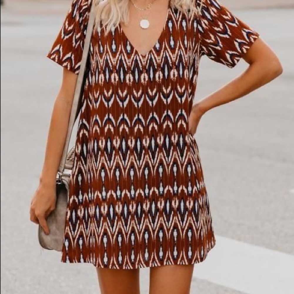 VICI Keep in Touch Shimmer Shift Dress